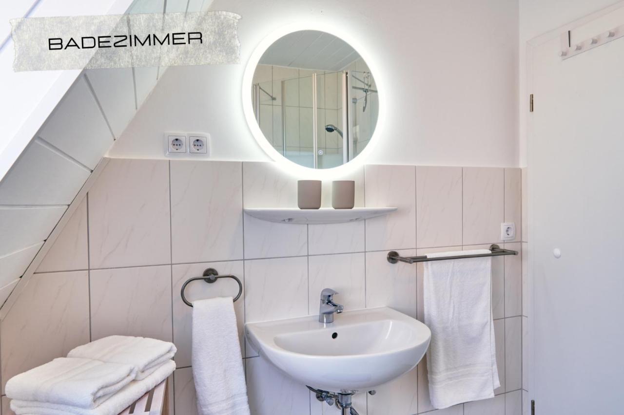 Ferienwohnung Maisonette In Ruhiger Und Zentraler Lage Mit Parkplatz ビューズム エクステリア 写真